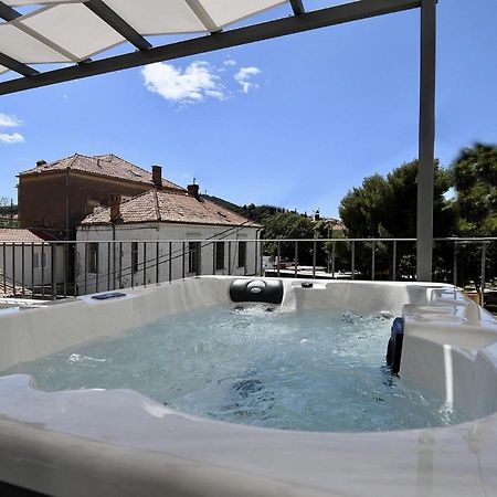 Jacuzzi Apartment Mickey ドゥブロブニク エクステリア 写真